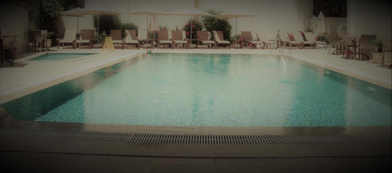 Olivias Group Hotel Gümbet Buitenkant foto