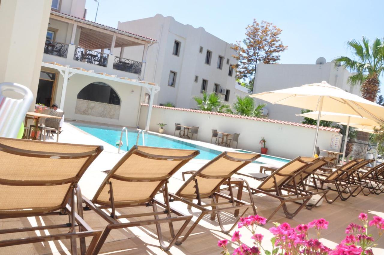 Olivias Group Hotel Gümbet Buitenkant foto